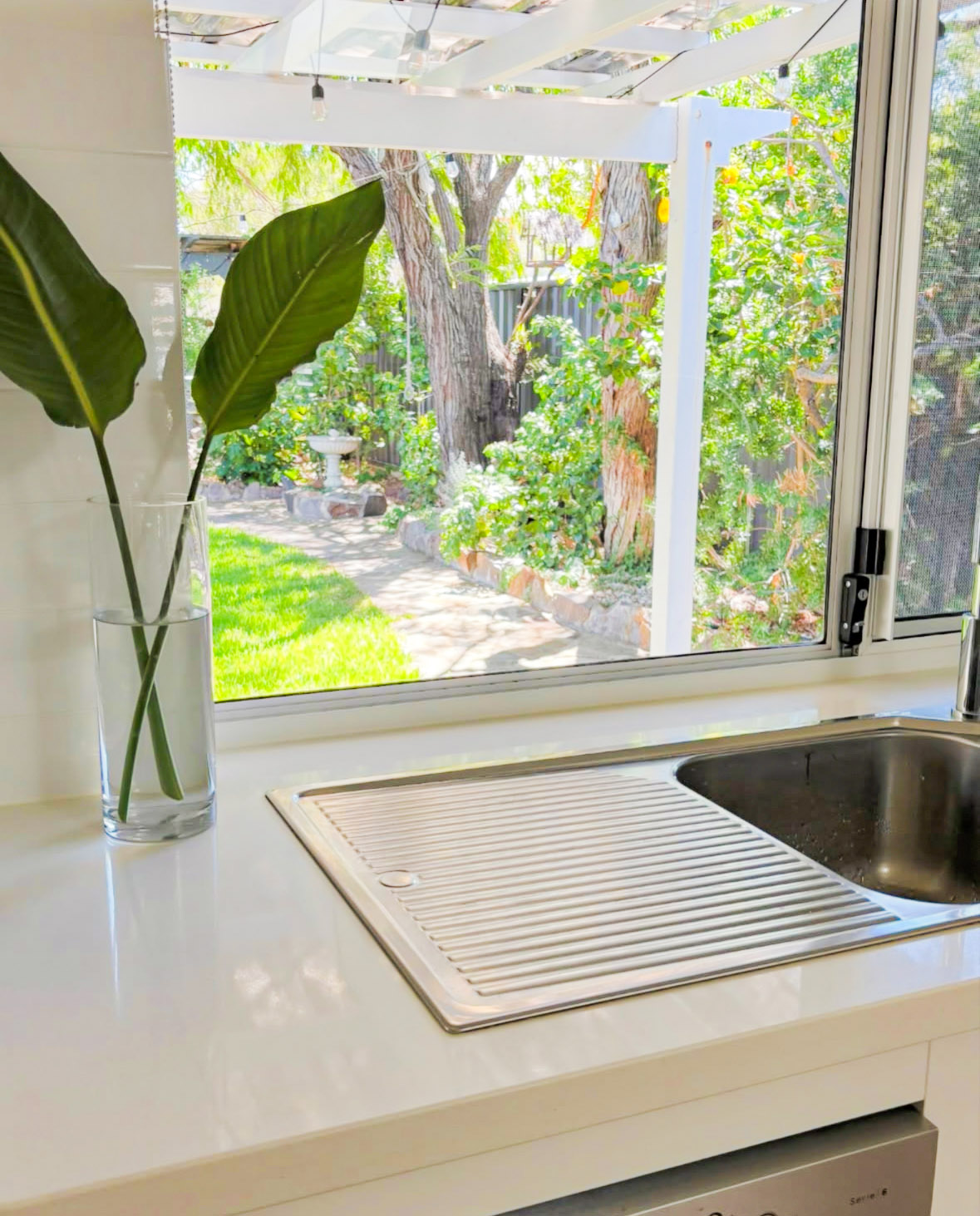 Mint Cleaning Co South West - Living room window and floor cleaning