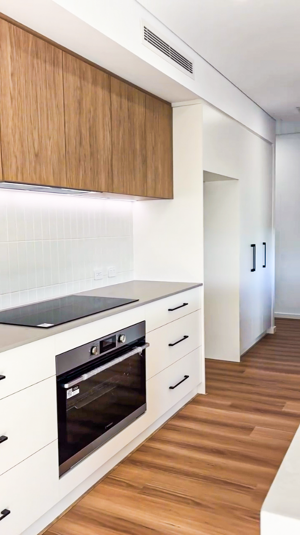 Geographe Luxury Home Cleaning - Kitchen Cabinets & Floor Deep Cleaning